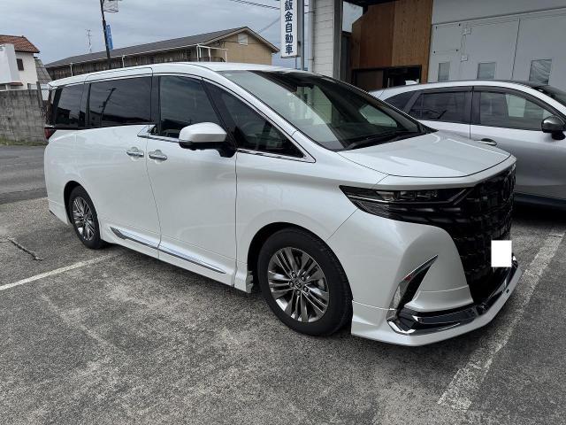 トヨタ　40アルファード ゲートスポィラー塗装　40ヴェルファイア塗装　アルファード塗装　滋賀　守山